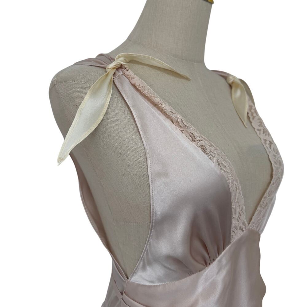 Helsa The Silk Celeste Dress - Picture 13 of 16
